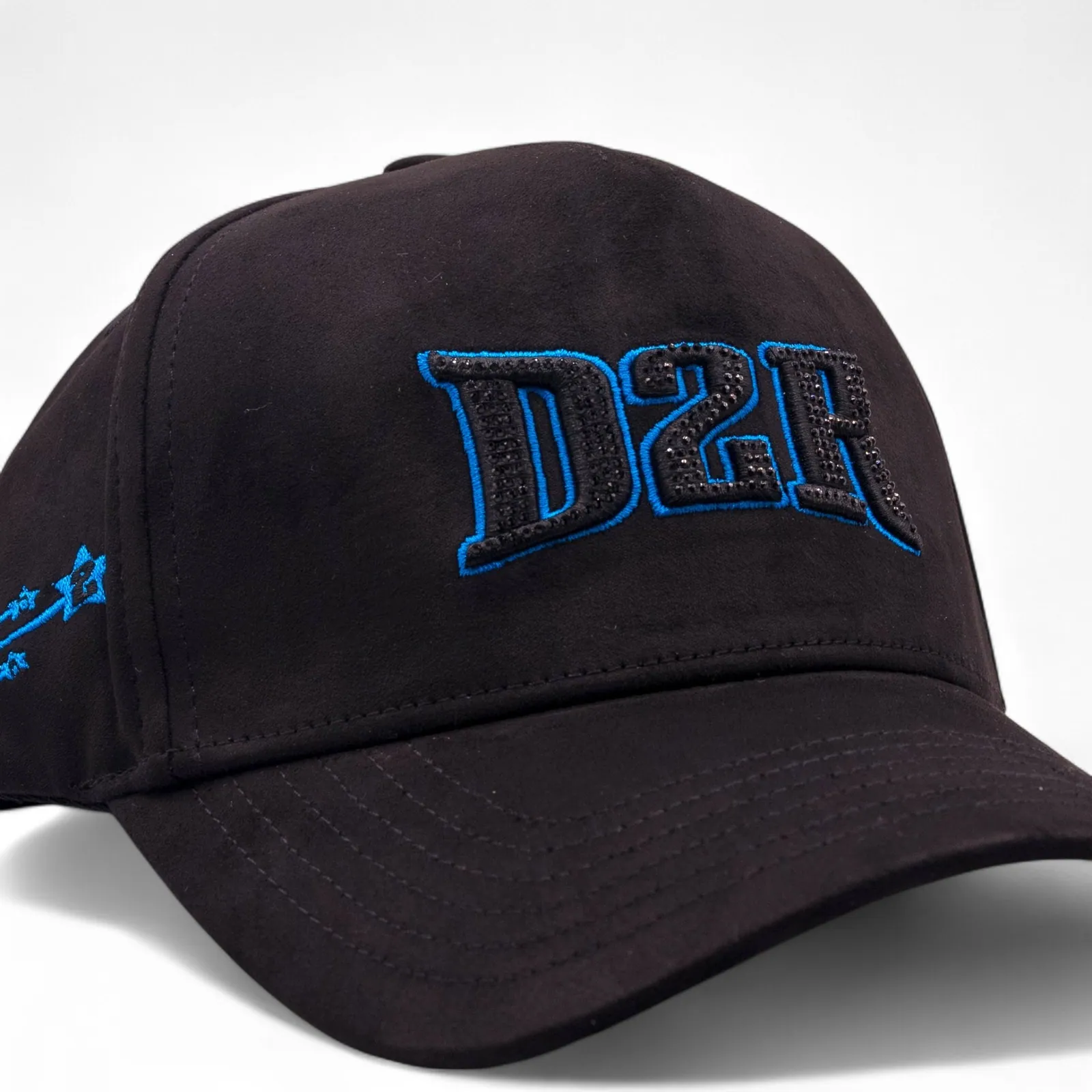 D2R Hat — view 2